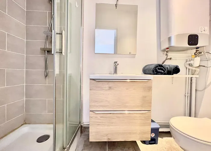 Le Kansas ~ A 5 Min Du Centre ~ Fibre Apartamento